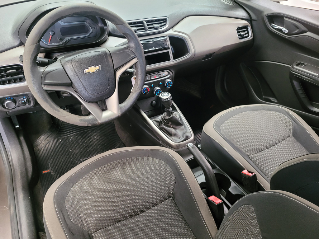 Chevrolet Prisma Cinza