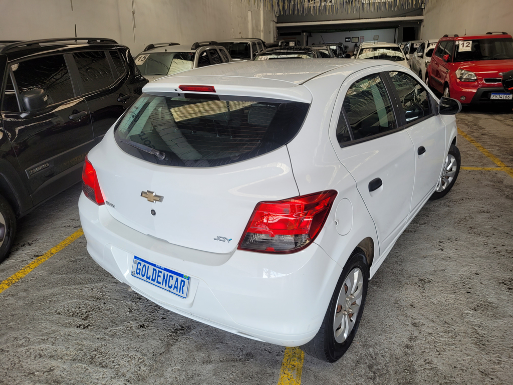 Chevrolet Onix Branco