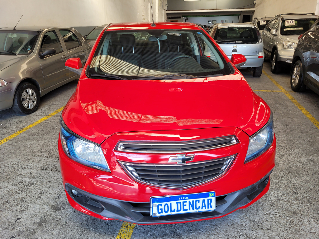 Chevrolet Prisma Vermelho