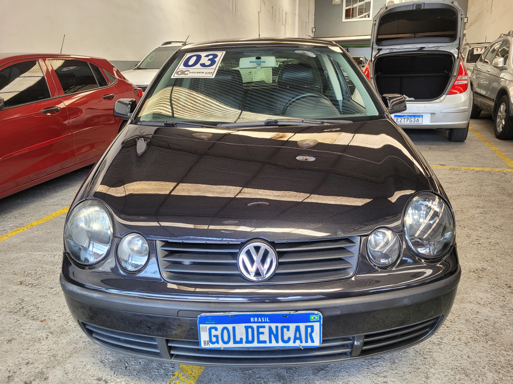 Volkswagen Polo Preto