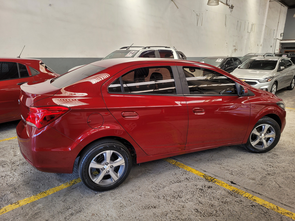 Chevrolet Prisma Vermelho