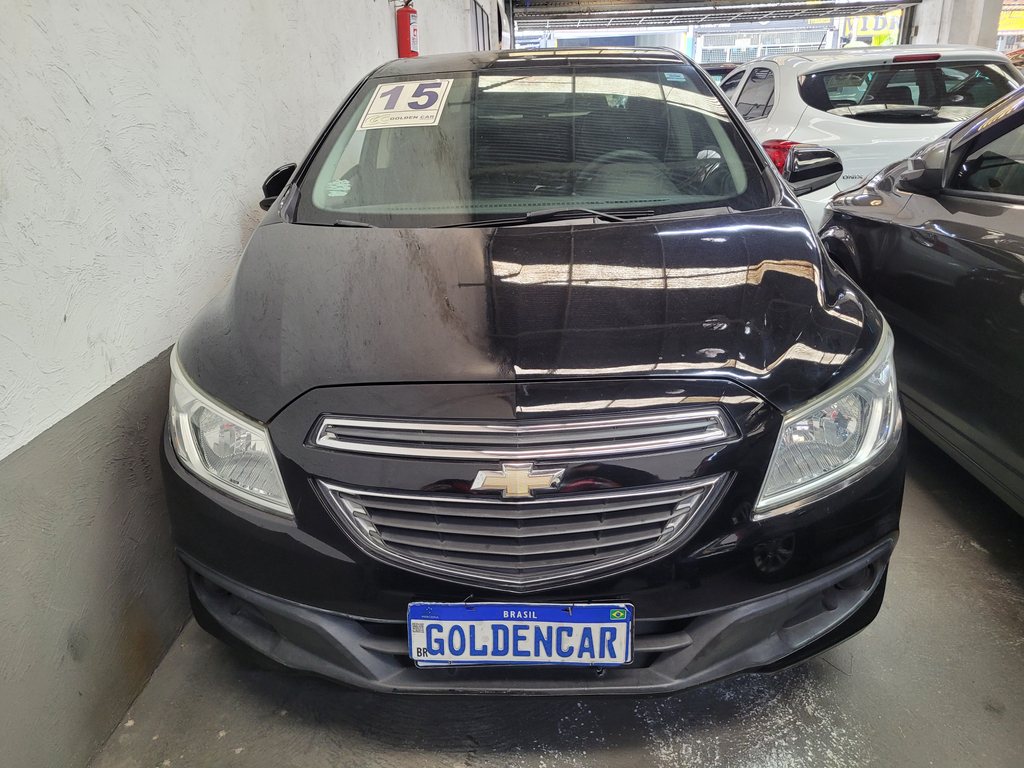 Chevrolet Prisma Preto