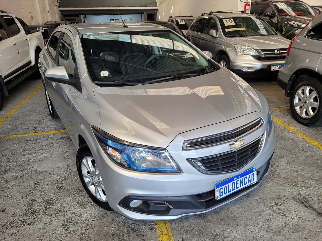 Chevrolet Prisma Prata