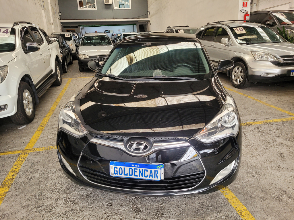 Hyundai Veloster Preto