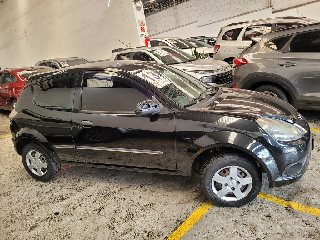 Ford Ka Preto