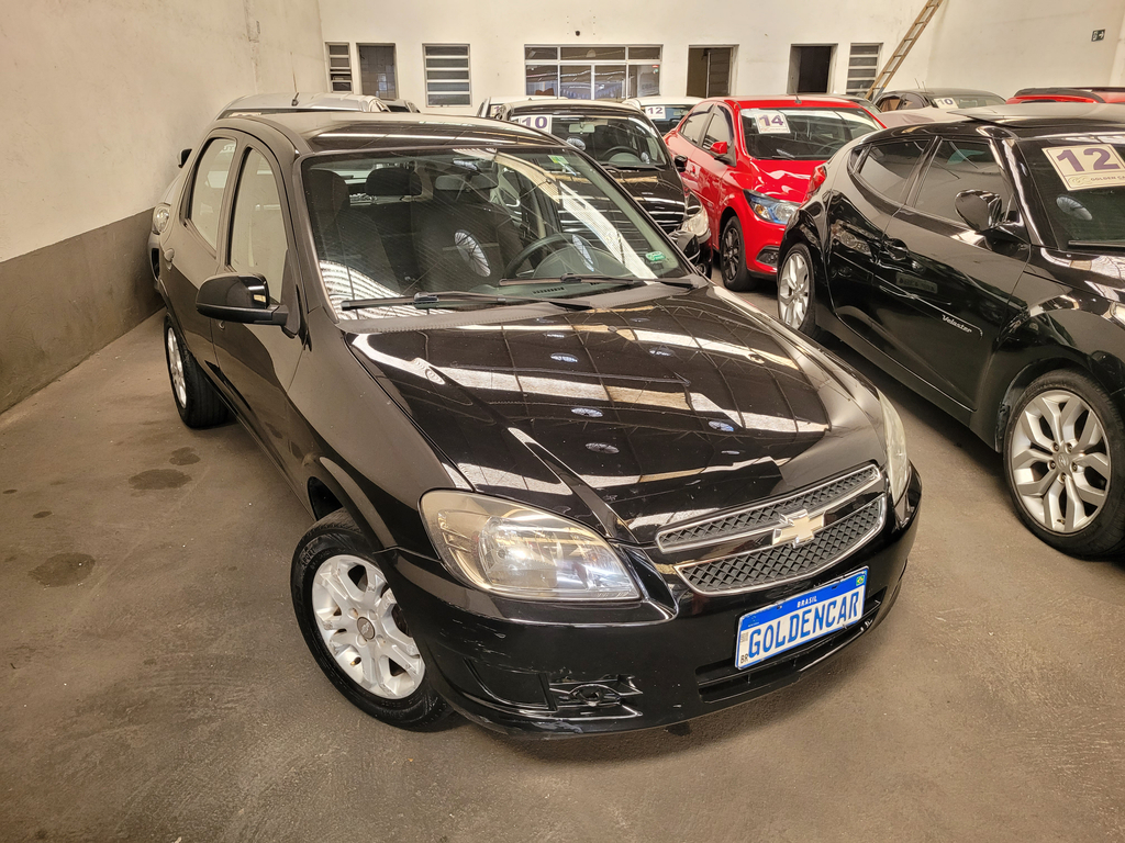 Chevrolet Celta Preto