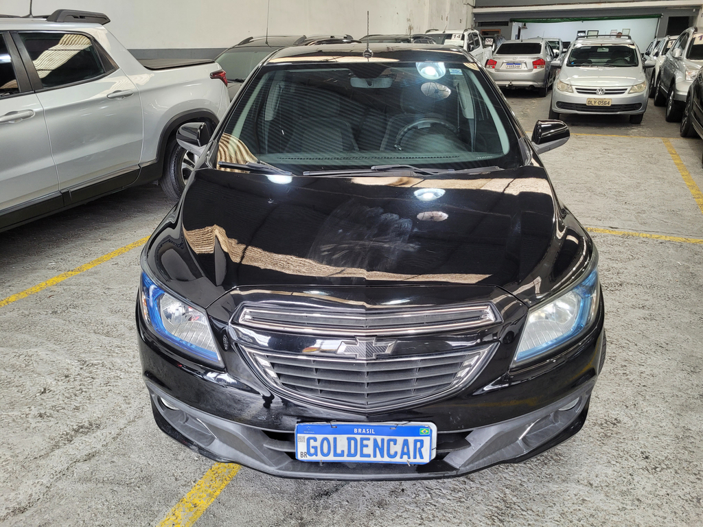 Chevrolet Prisma Preto