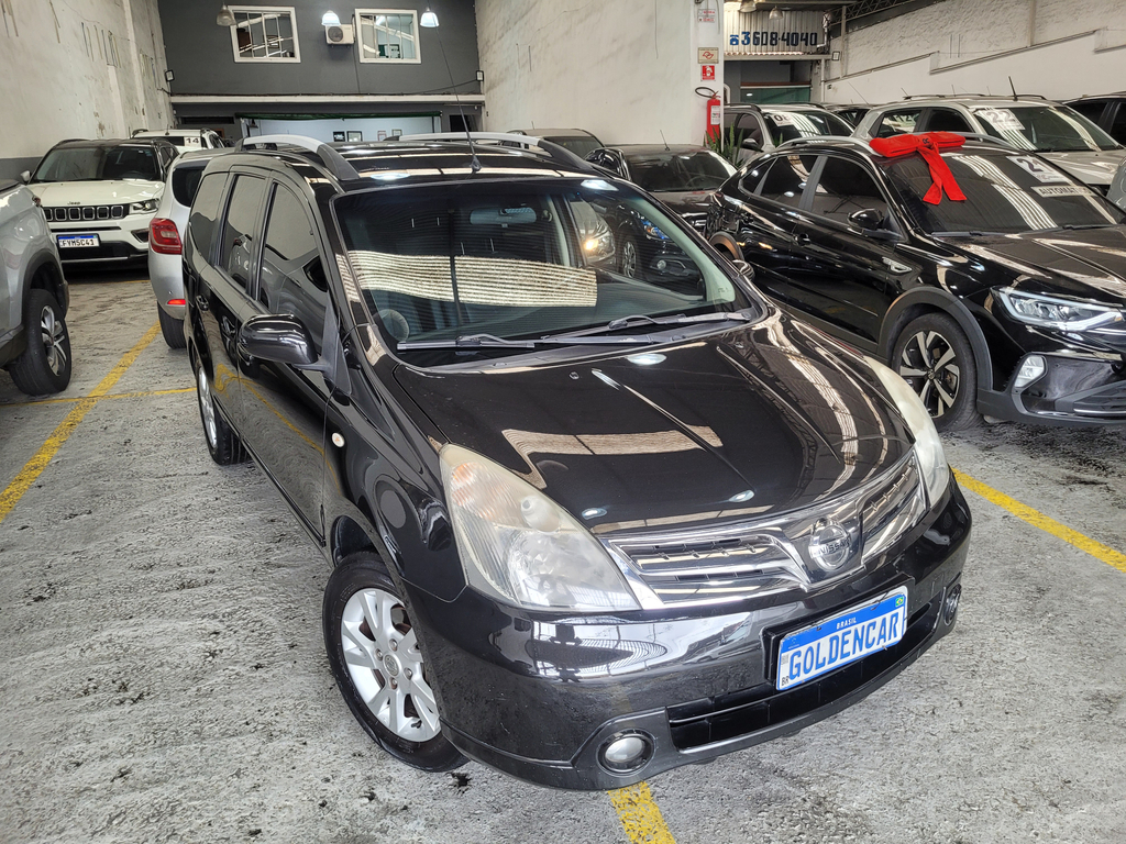 Nissan Grand Livina Preto