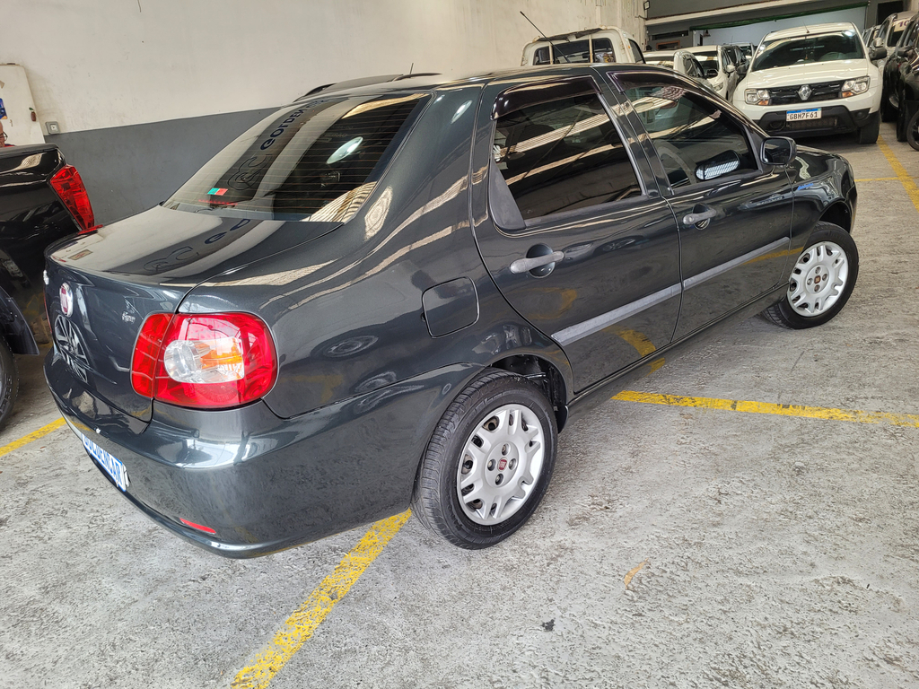 Fiat Siena Cinza