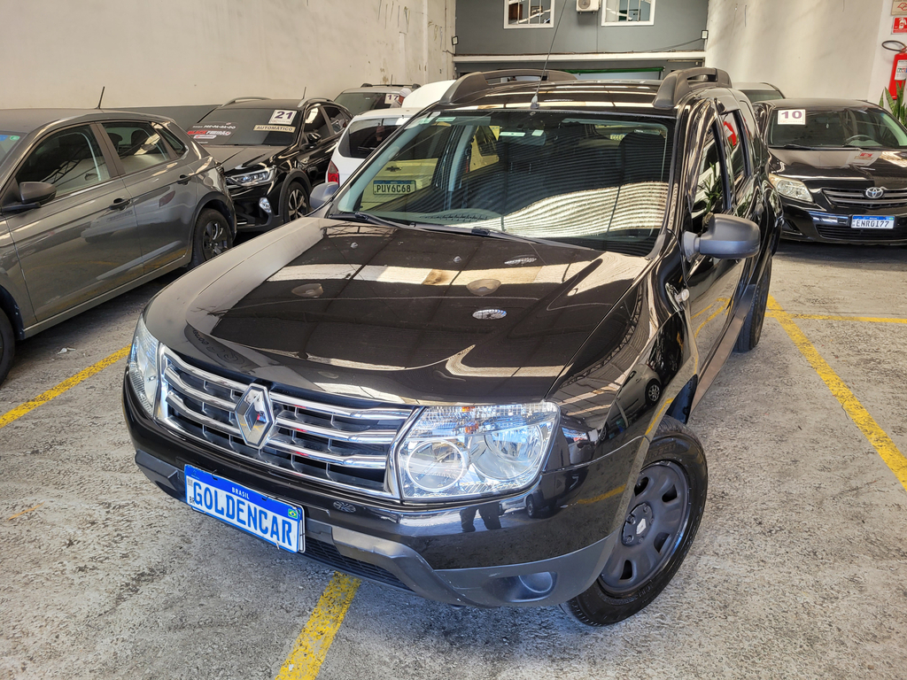 Renault Duster Preto