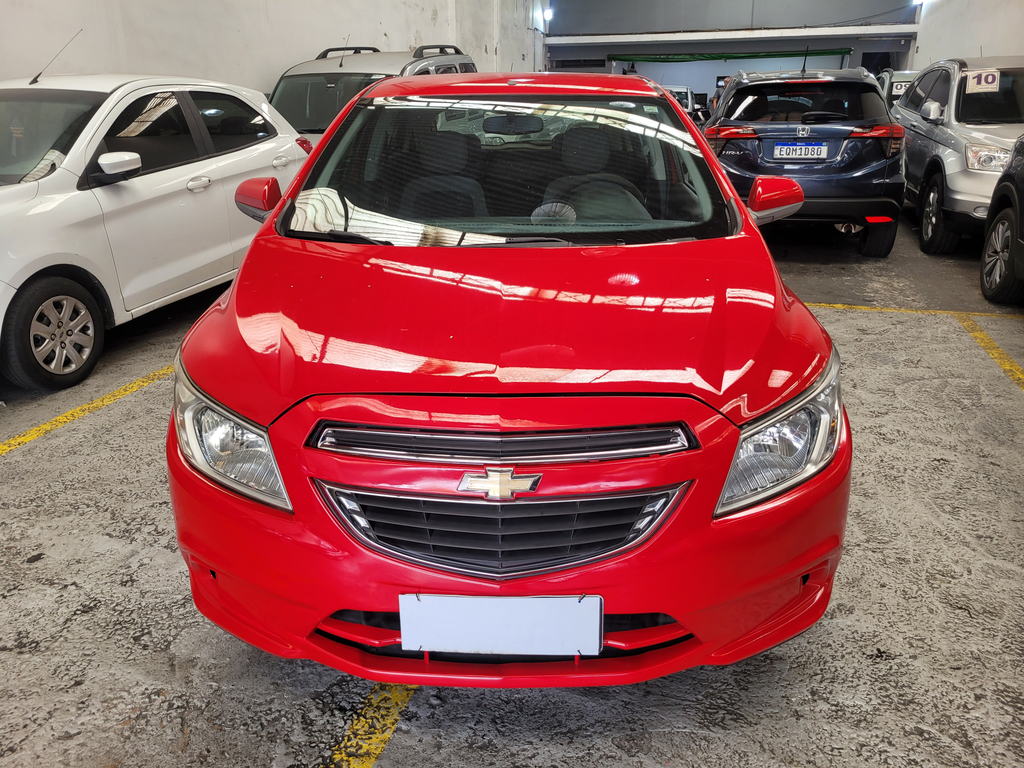 Chevrolet Onix Vermelho