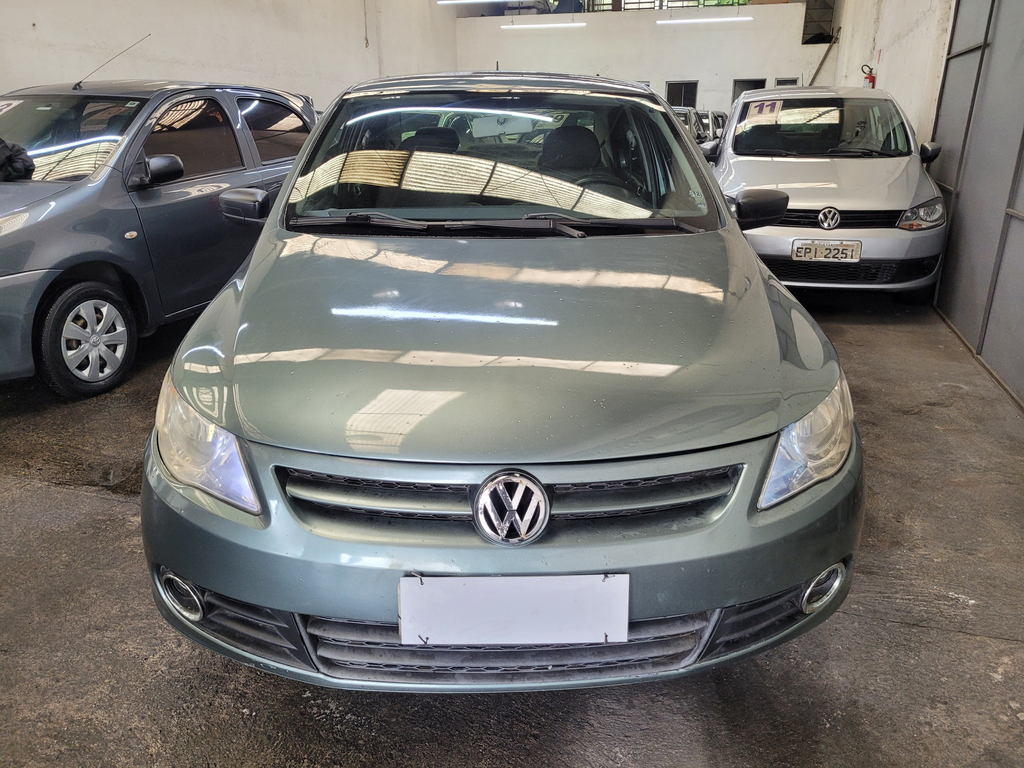 Volkswagen Voyage Cinza