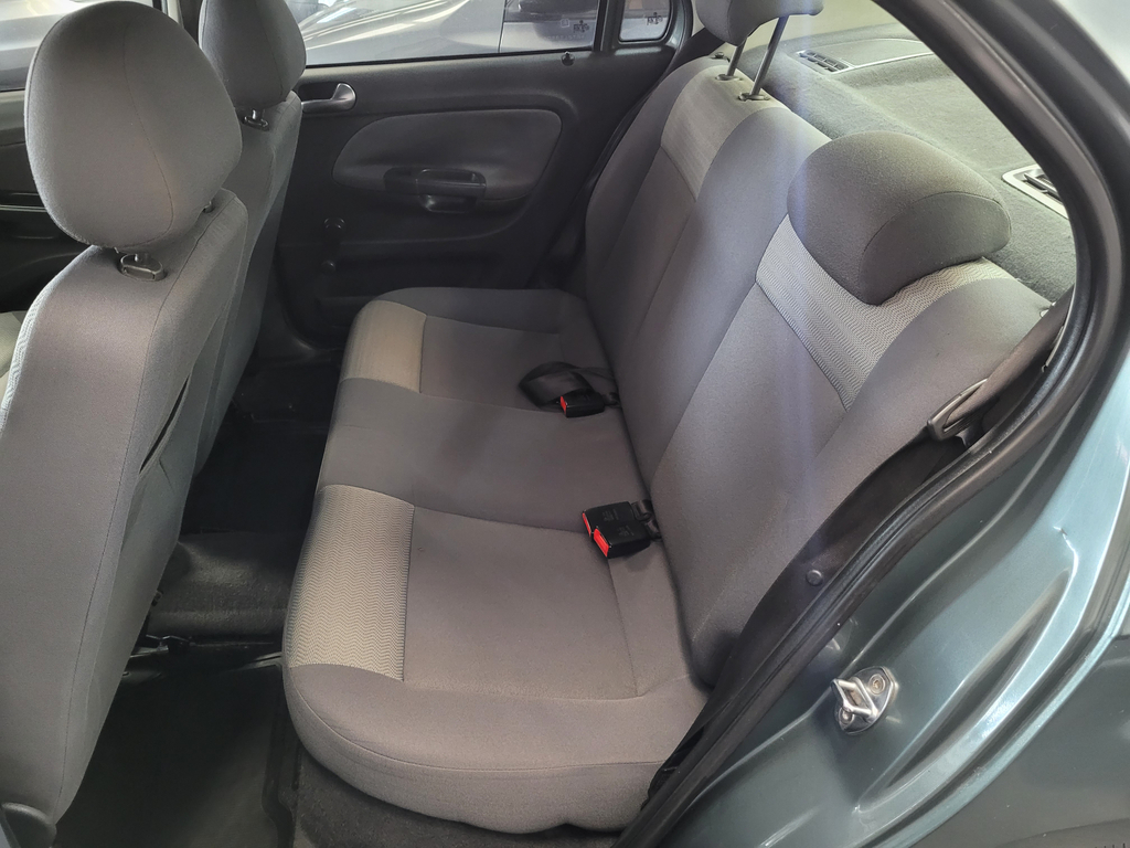 Volkswagen Voyage Cinza