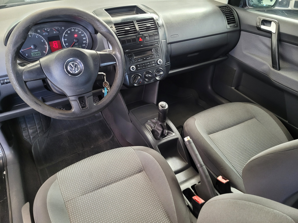 Volkswagen Polo Preto