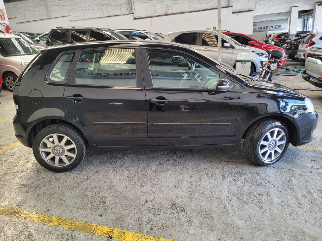 Volkswagen Polo Preto