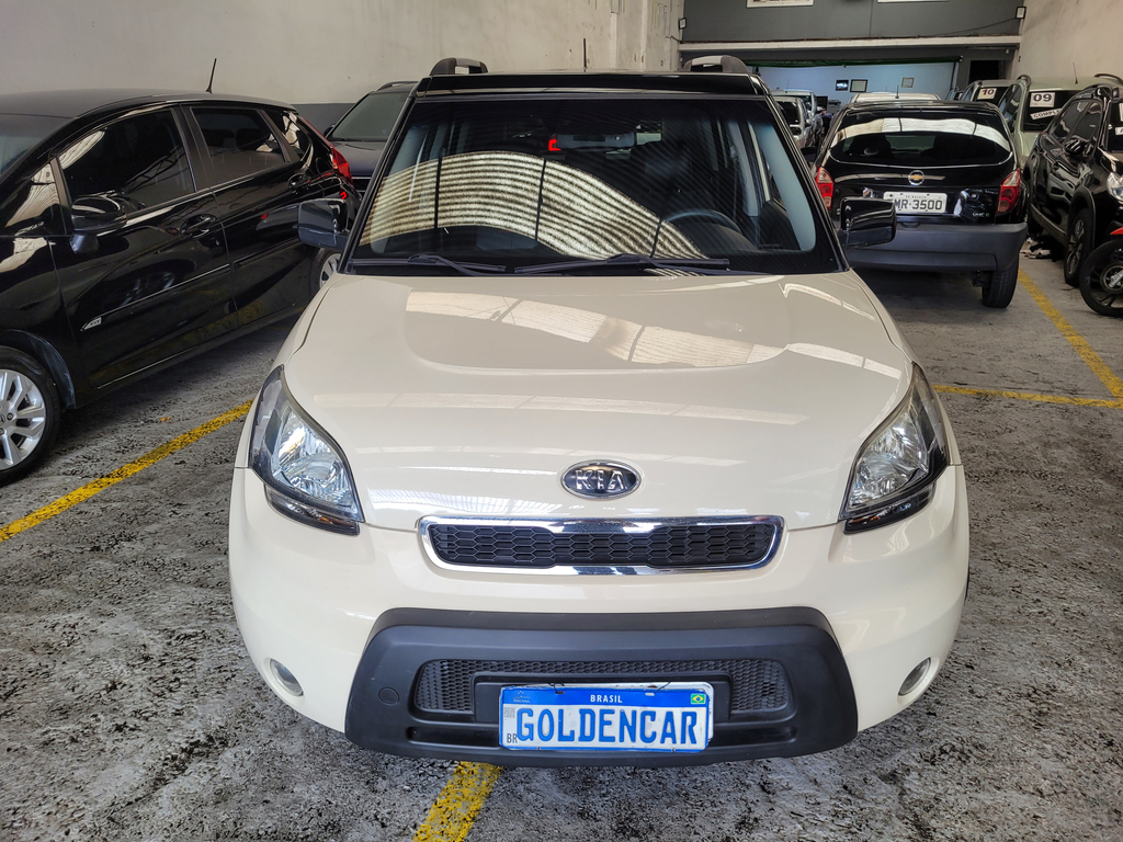 Kia Soul Bege