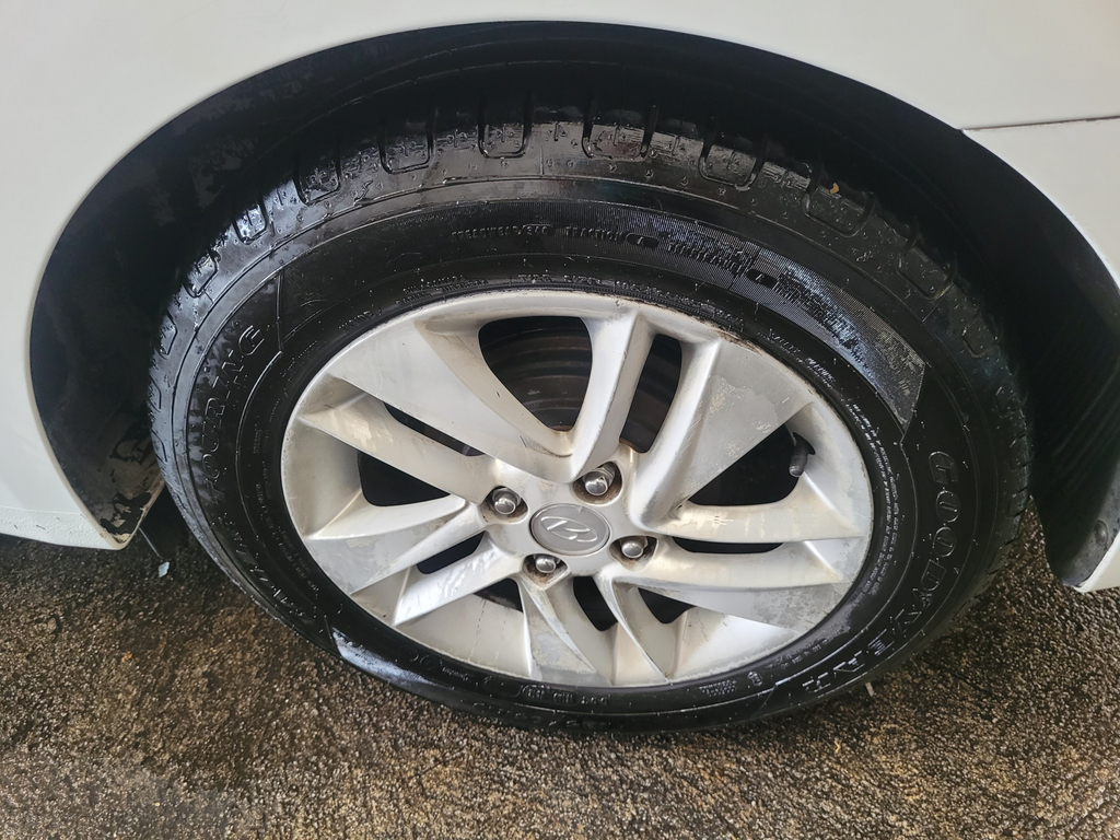 Hyundai HB20S Branco