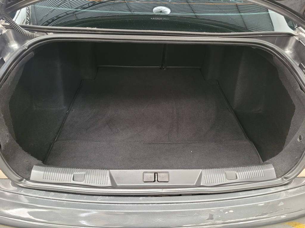 Citroen C4 Pallas Cinza