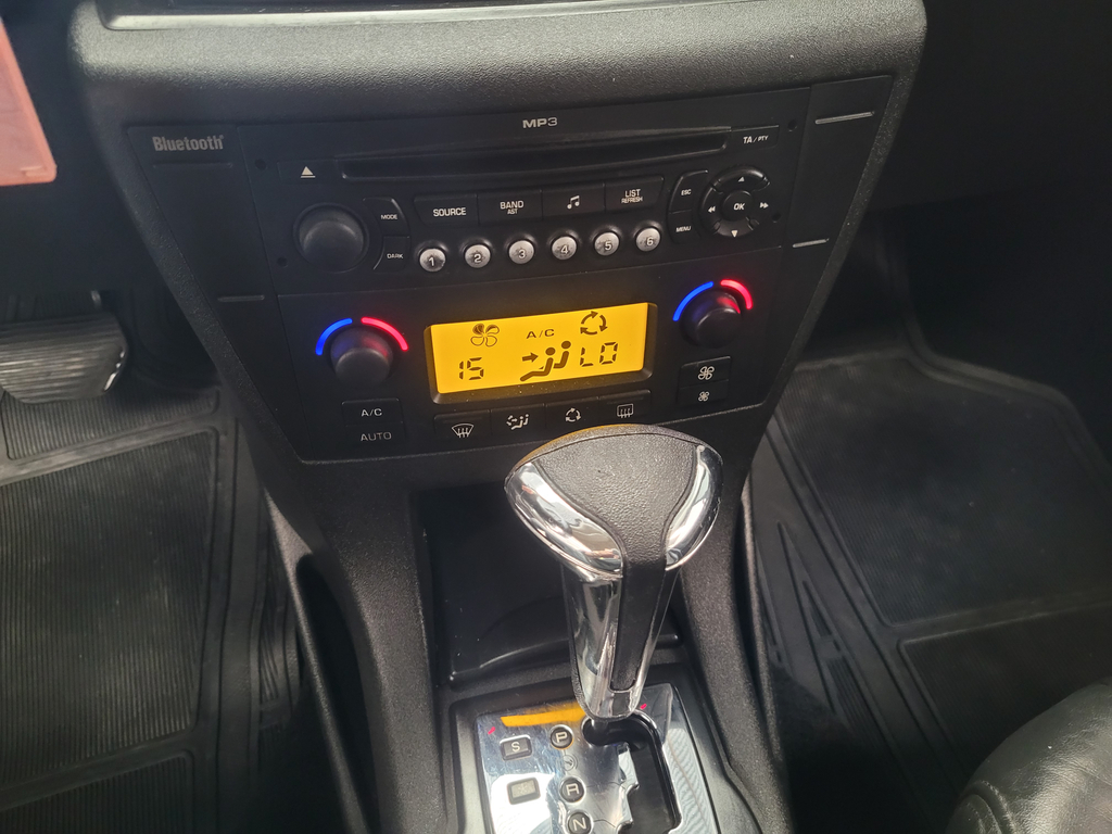 Citroen C4 Pallas Cinza