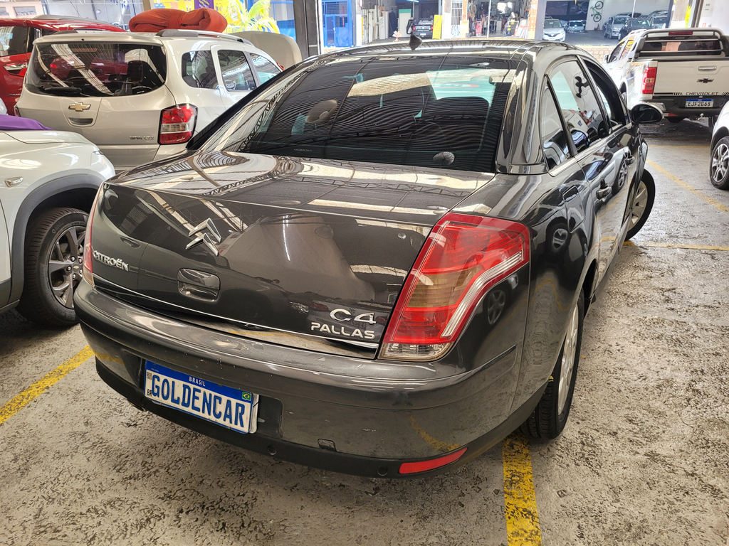 Citroen C4 Pallas Cinza