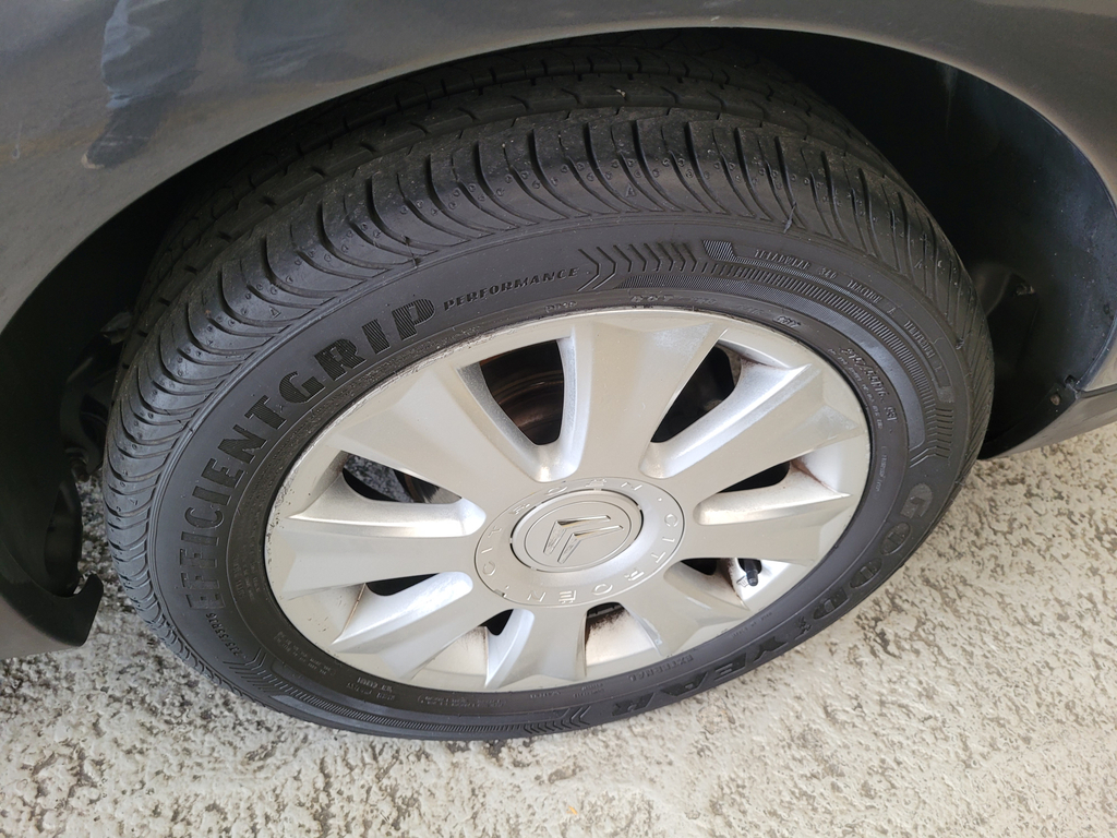 Citroen C4 Pallas Cinza