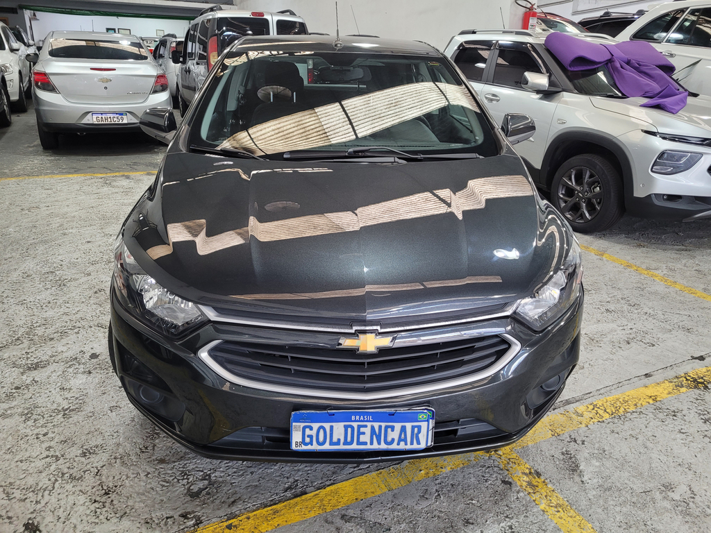 Chevrolet Onix Cinza