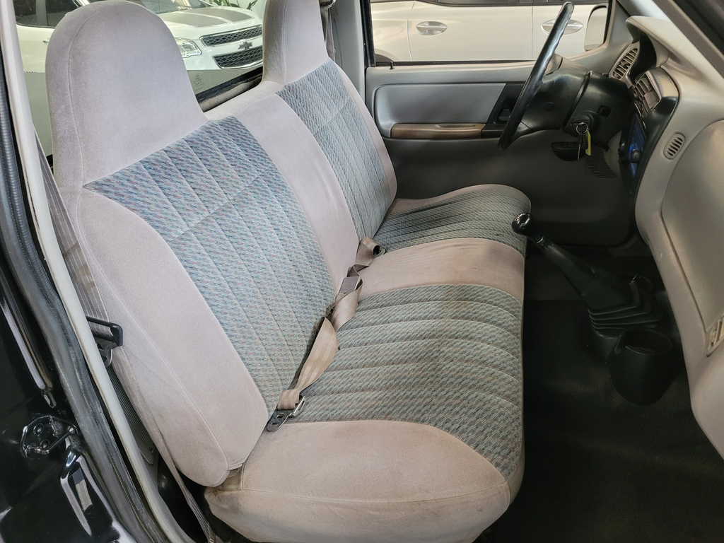 Ford Ranger Preto