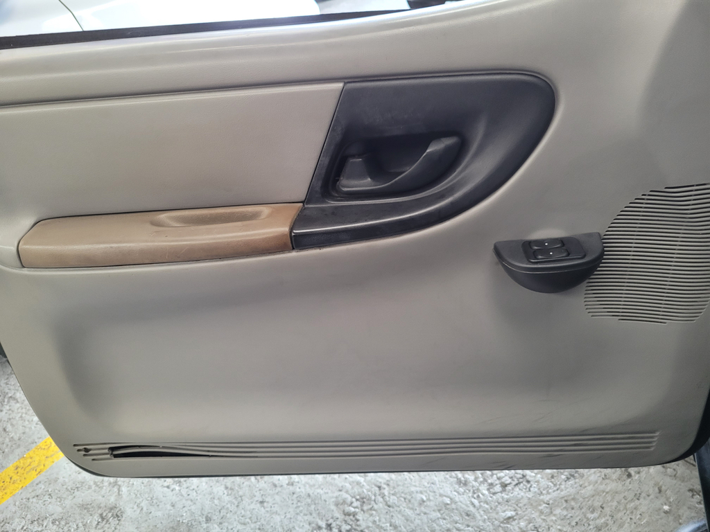 Ford Ranger Preto