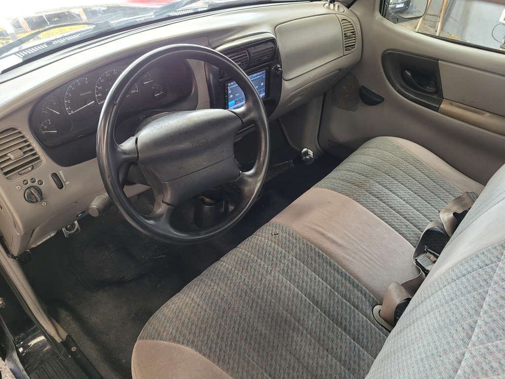 Ford Ranger Preto
