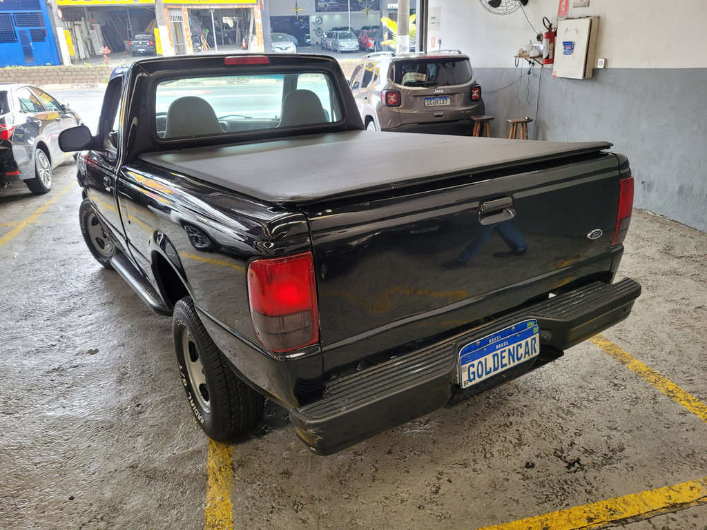 Ford Ranger Preto