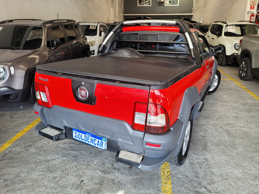 Fiat Strada Vermelho