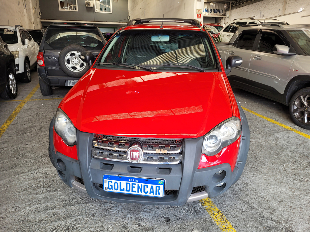 Fiat Strada Vermelho