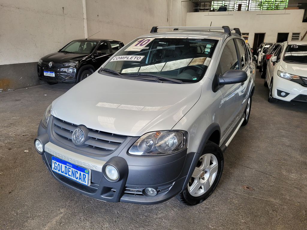 Volkswagen CrossFox Prata