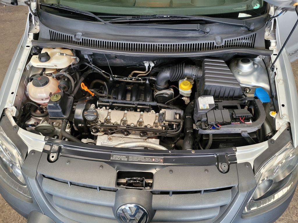 Volkswagen CrossFox Prata