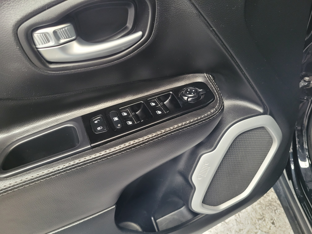 Jeep Renegade Preto