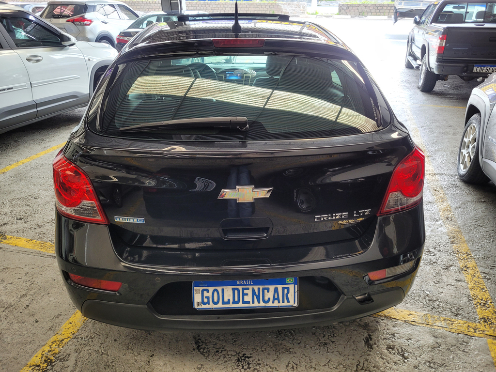 Chevrolet Cruze Preto