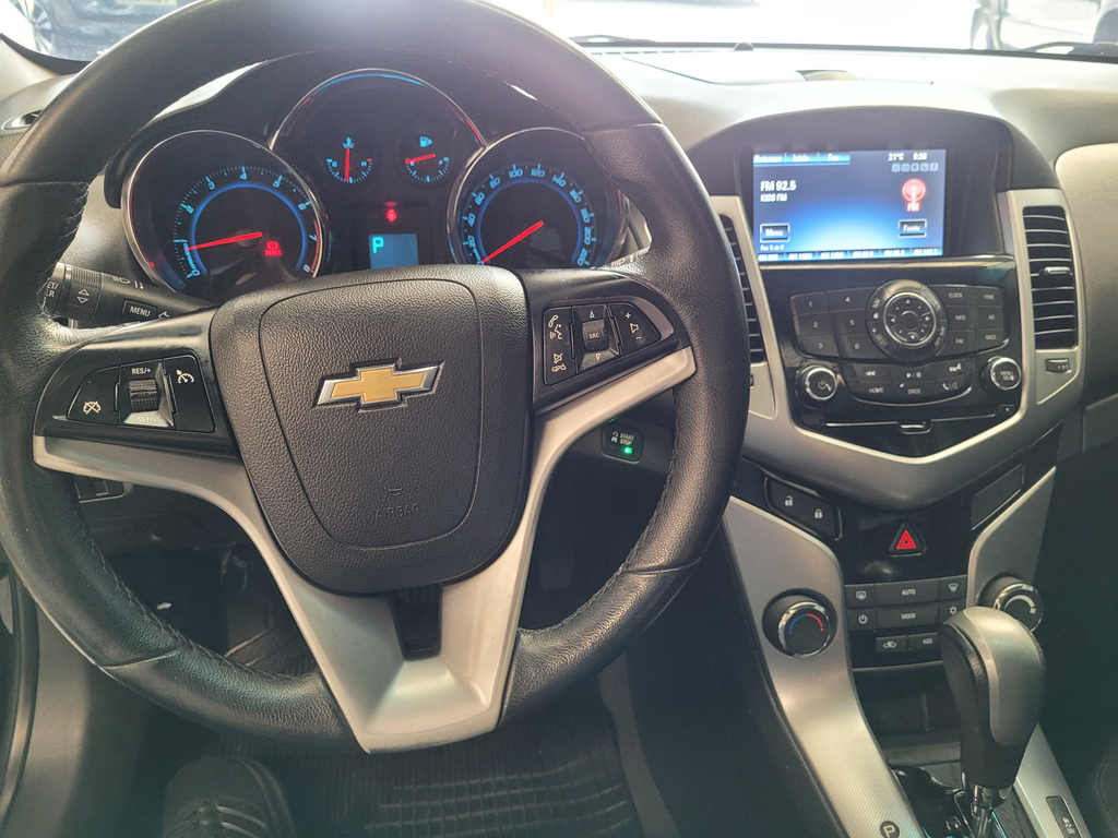Chevrolet Cruze Preto