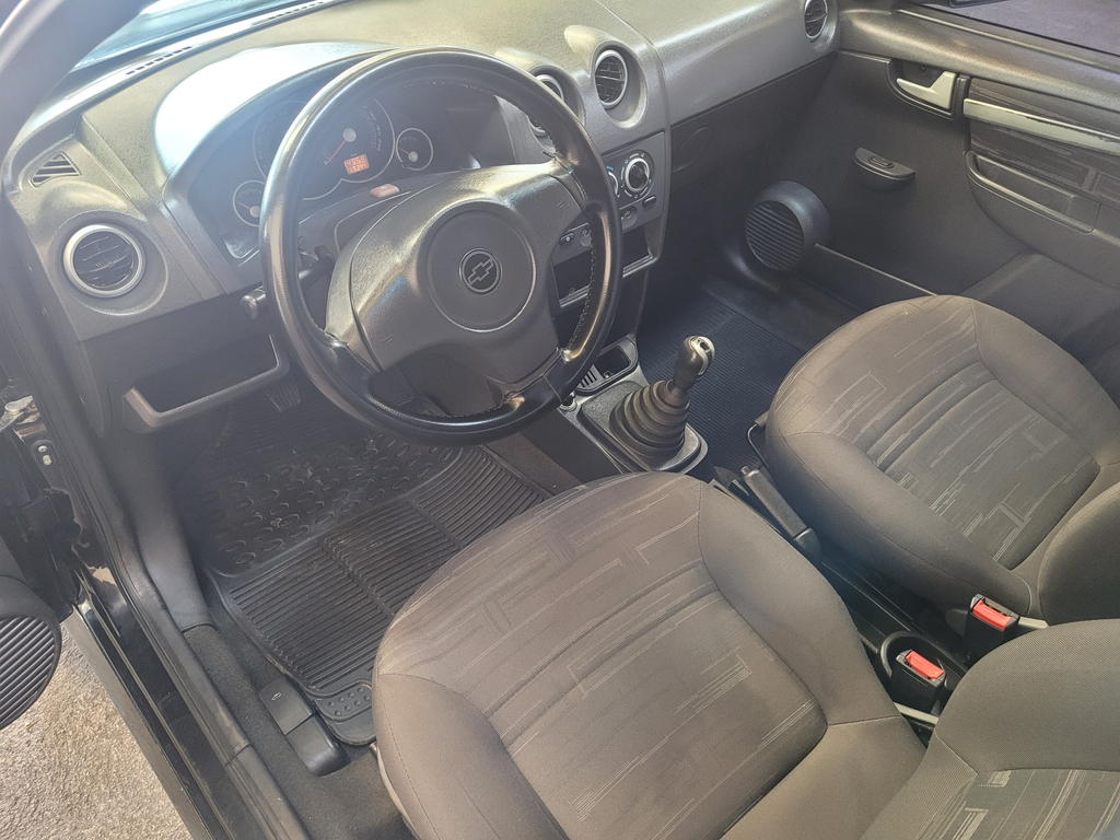 Chevrolet Prisma Preto