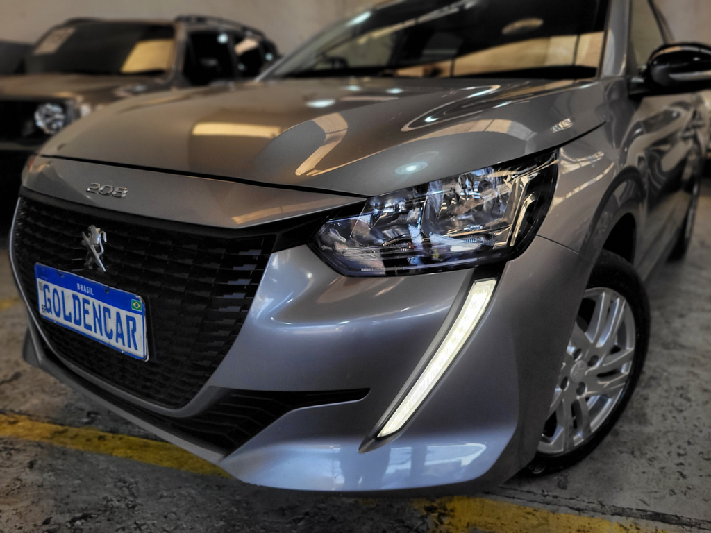 Peugeot 208 Prata