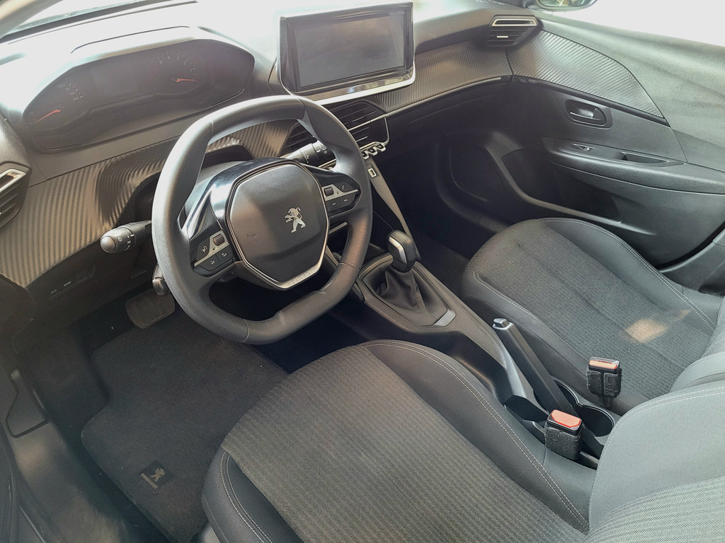 Peugeot 208 Prata