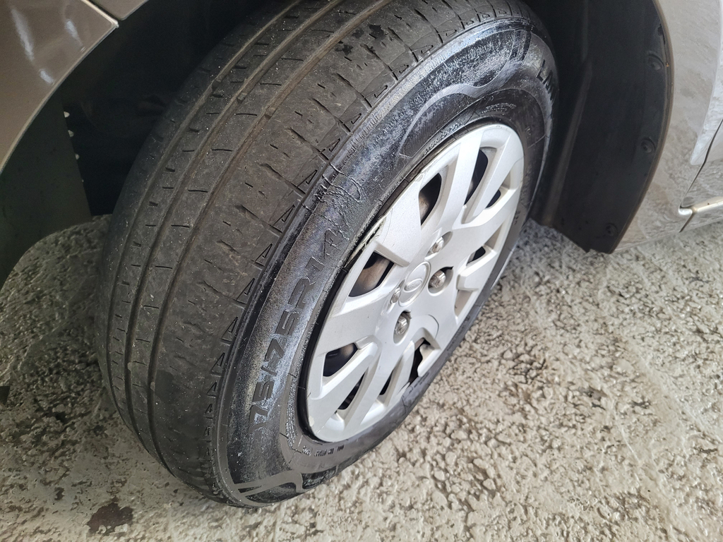 Ford Ka Cinza