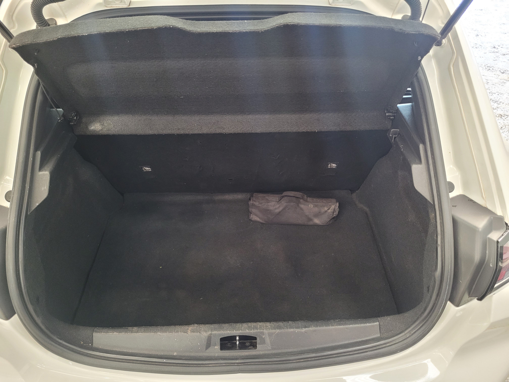 Peugeot 208 Branco
