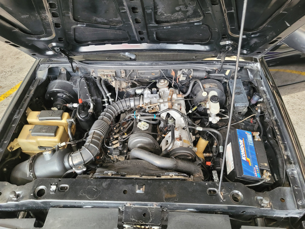 Ford Ranger (Cabine Simples-Estendida) Preto