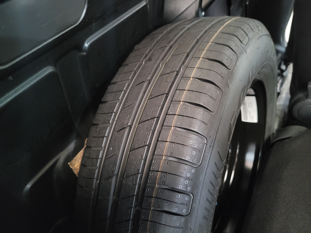 Fiat Strada Preto