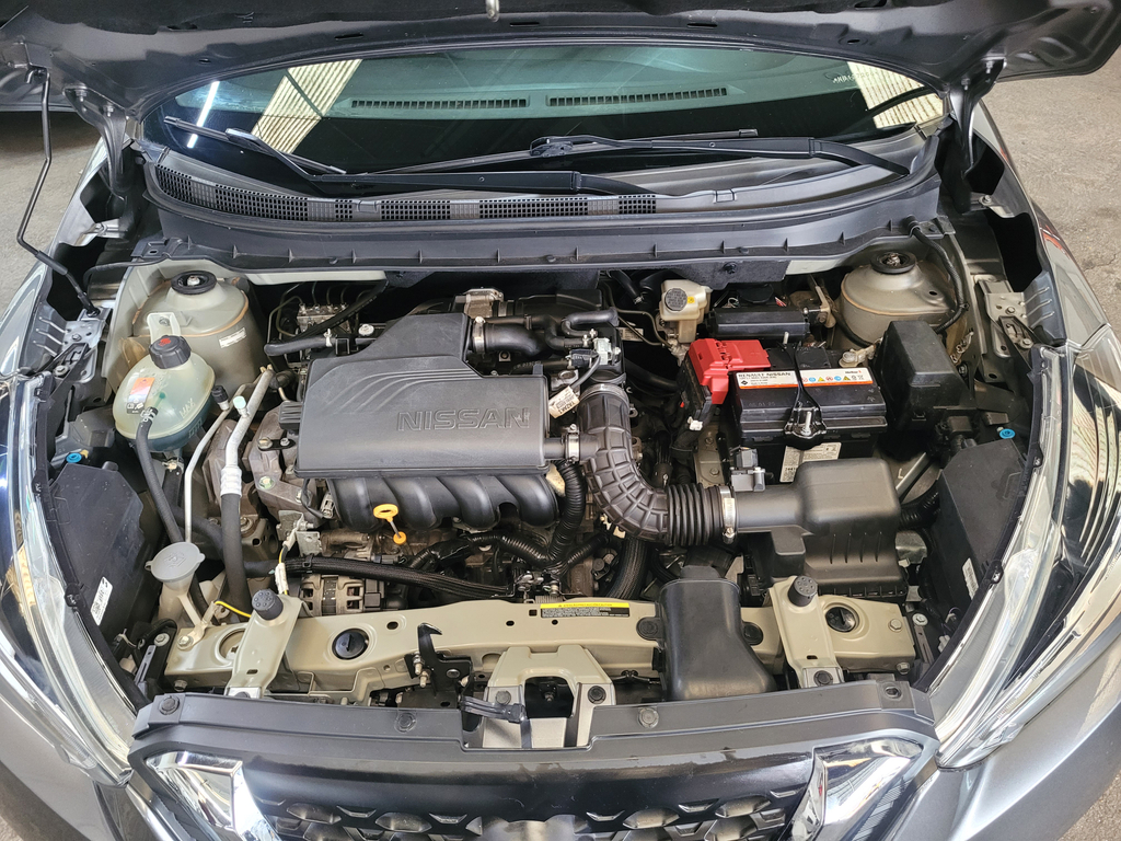 Nissan Kicks Cinza