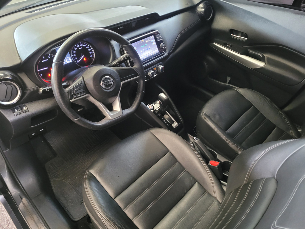 Nissan Kicks Cinza