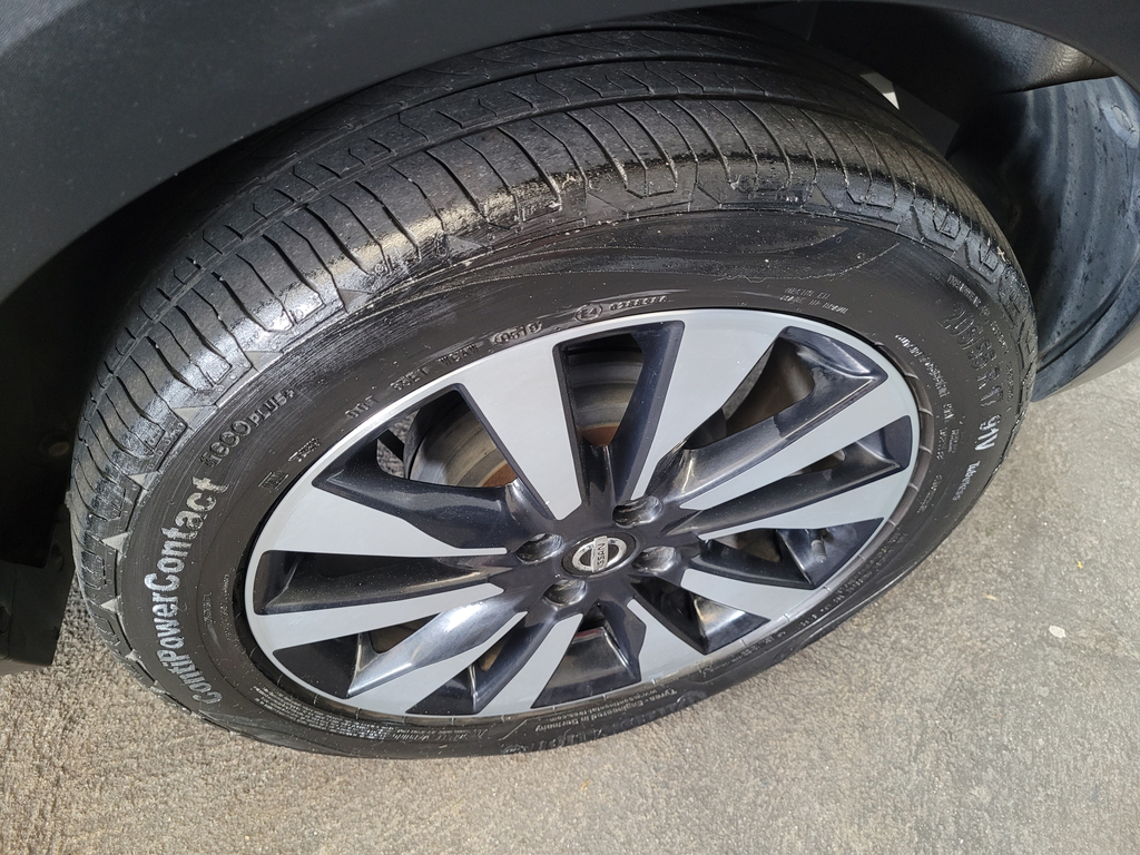 Nissan Kicks Cinza