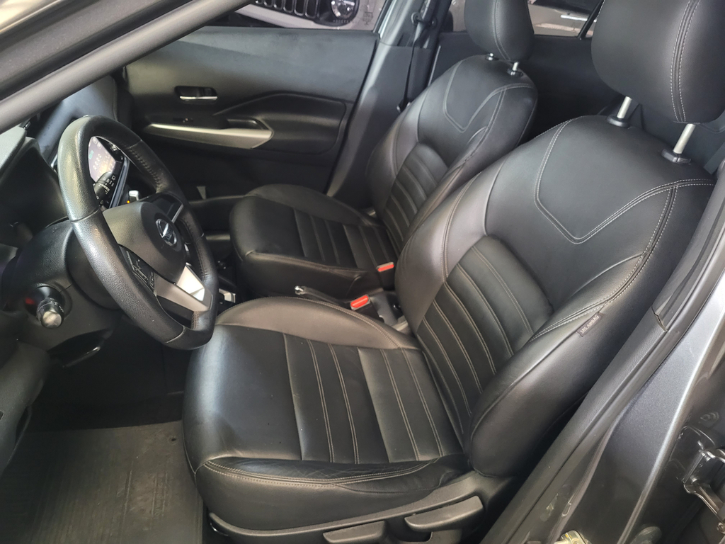 Nissan Kicks Cinza