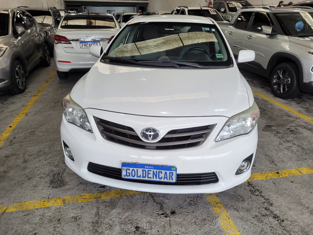 Toyota Corolla Branco