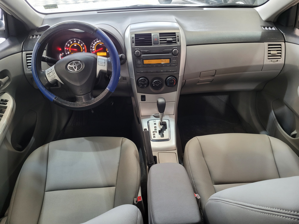 Toyota Corolla Branco